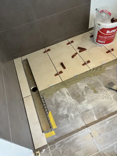 Fliesenarbeiten Boden – Bild 3